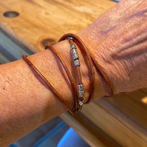🎉 ARTISAN MADE ALL WRAPPED UP LEATHER BRACELET ‼️